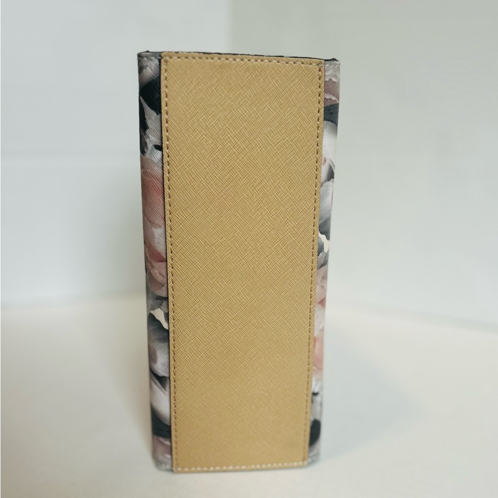 Calvin Klein Lola Small Crossbody - Picture 8 of 16